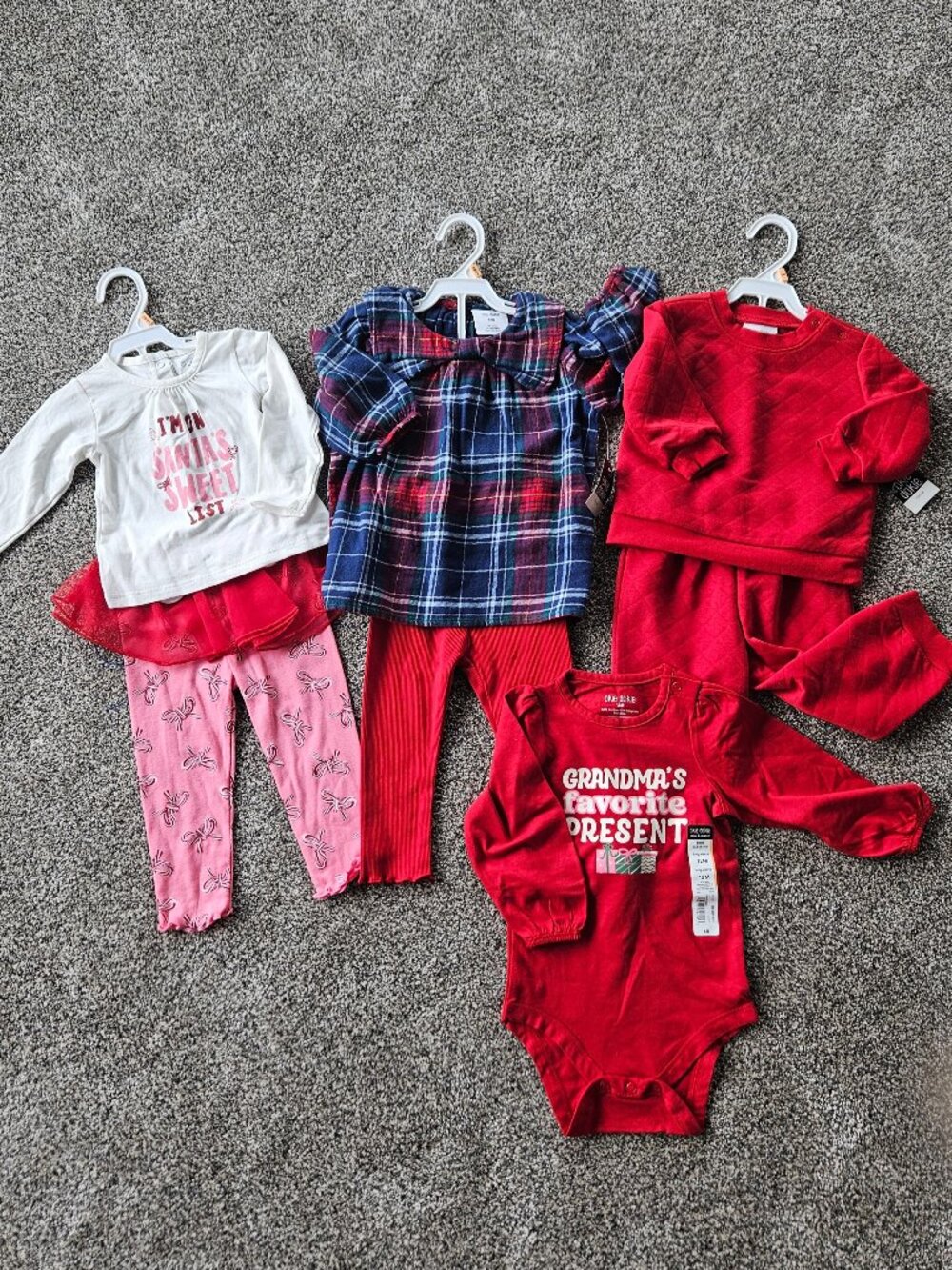 Baby Girls Size 12 months Holiday Themed outfits by okie dokie, NWT